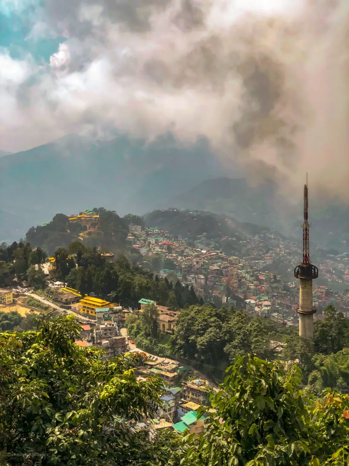 Photo of Gangtok By Avishek Khatiwara