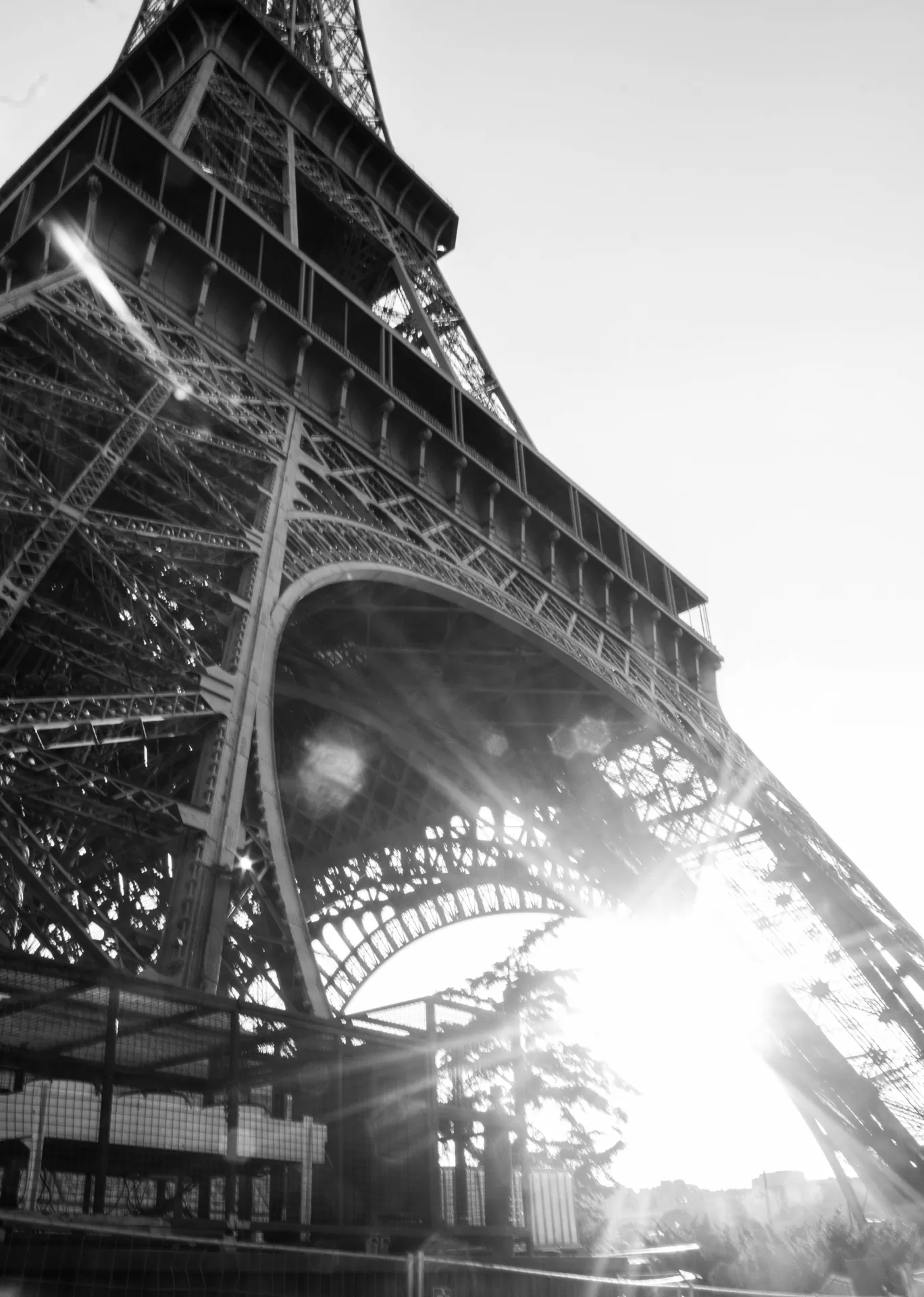 Photo of Eiffel Tower By Vallari Apte