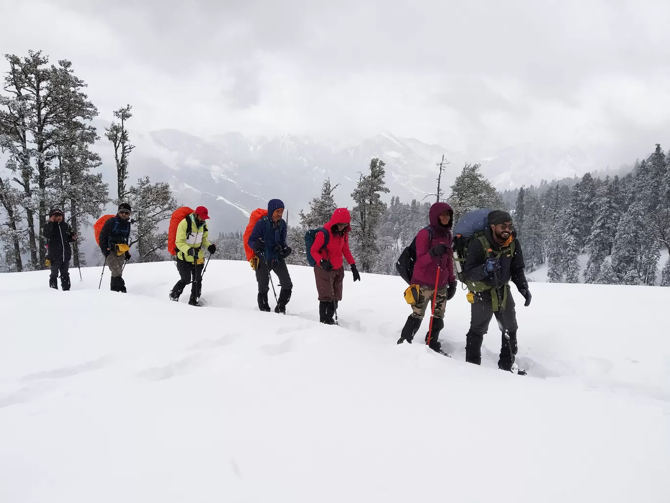 Photo of Kedarkantha Trekking By Shakti Sisinti