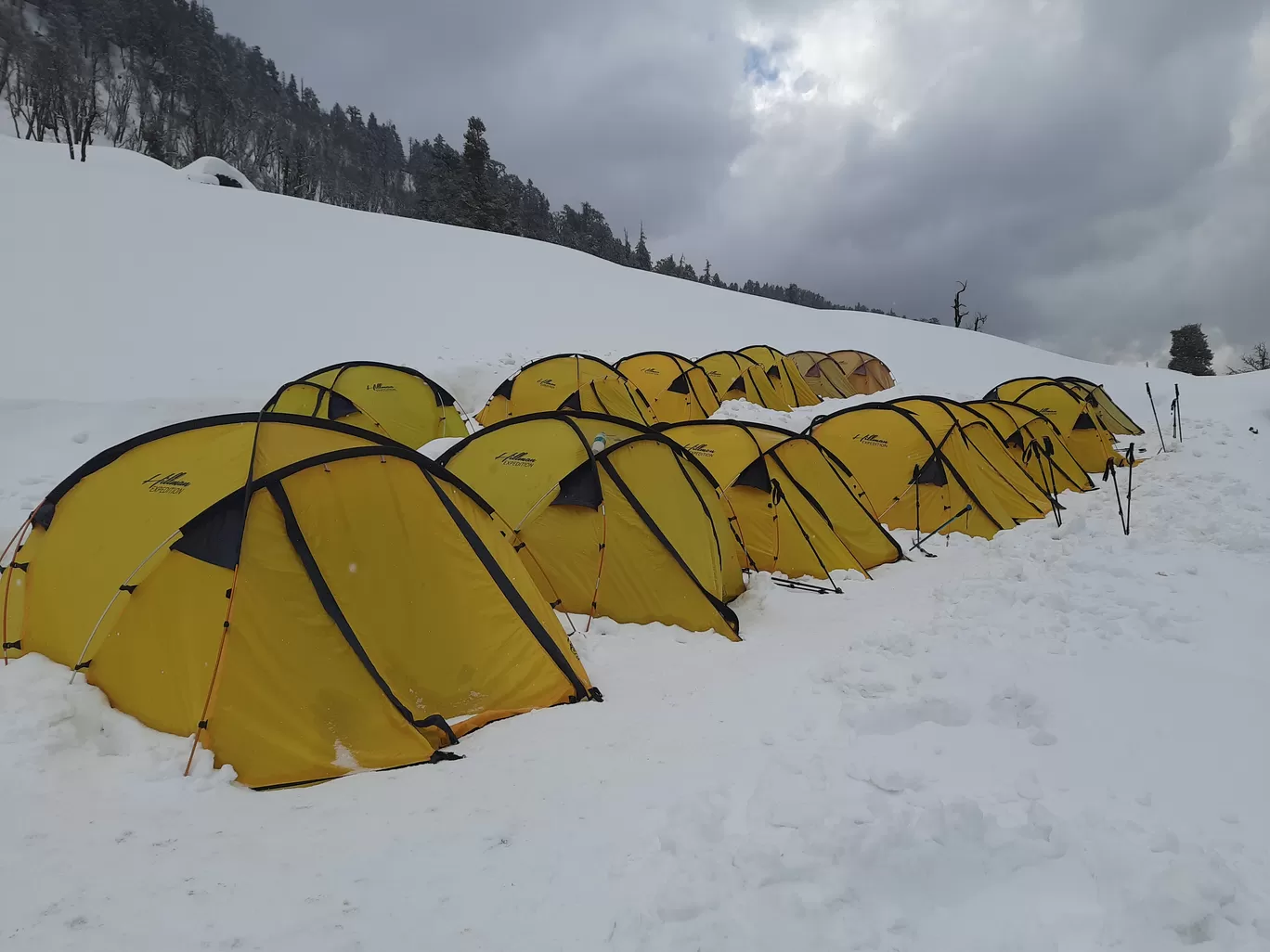 Photo of Kedarkantha Trekking By Shakti Sisinti