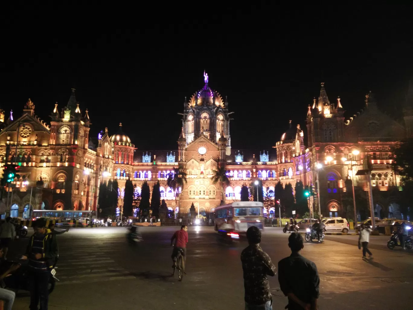 Photo of Chatrapati Shivaji Terminals S.T Bus Stop By Hemanth Varma