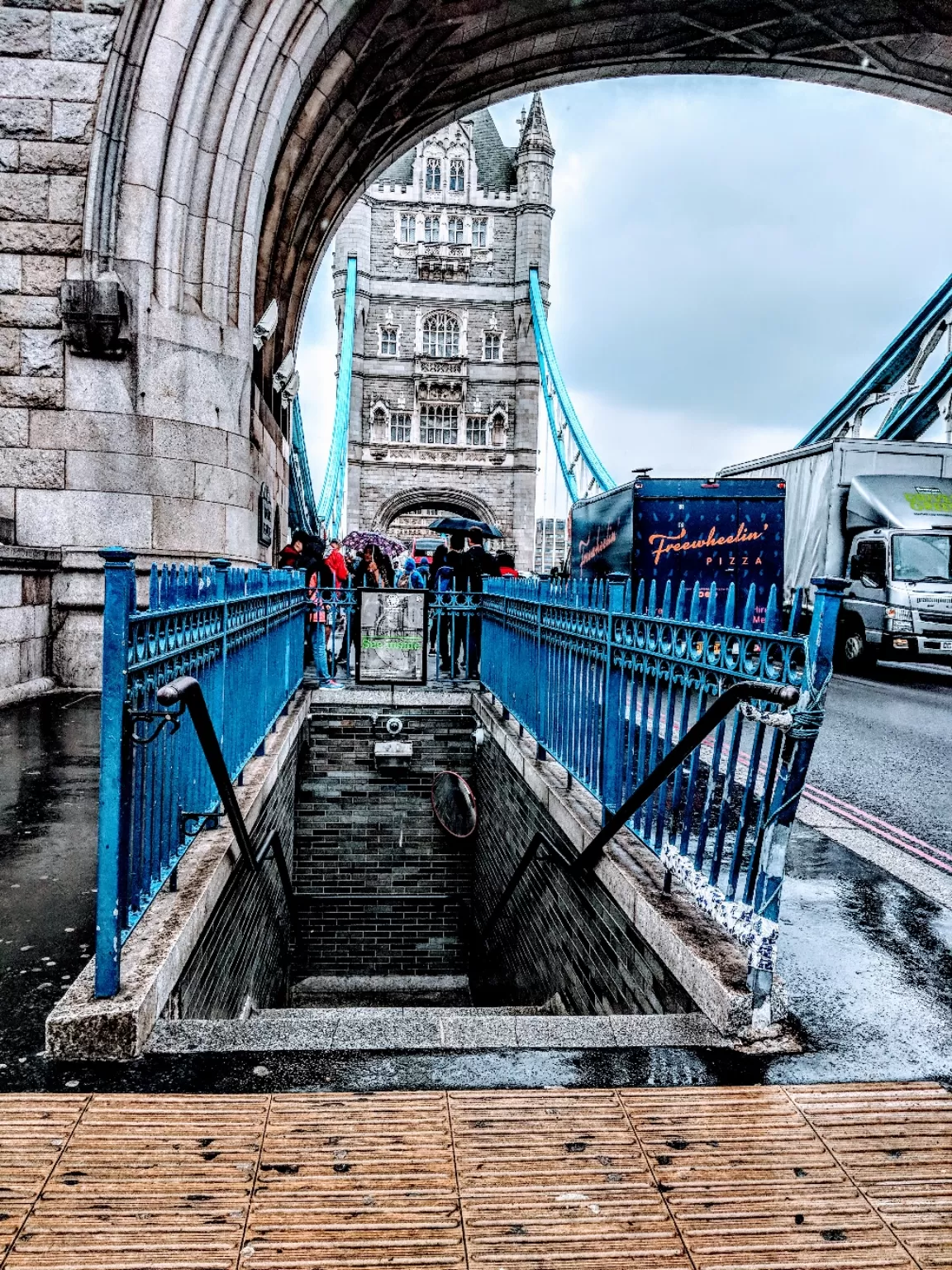Photo of London By Suvasni 