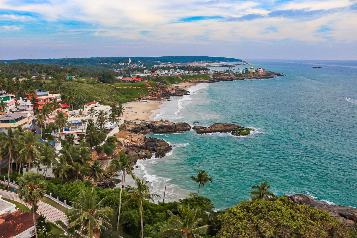 Photo of Vizhinjam Lighthouse (Kovalam Lighthouse) വിഴിഞ്ഞം ലൈറ്റ് ഹൗസ് By Swati Chaturvedi