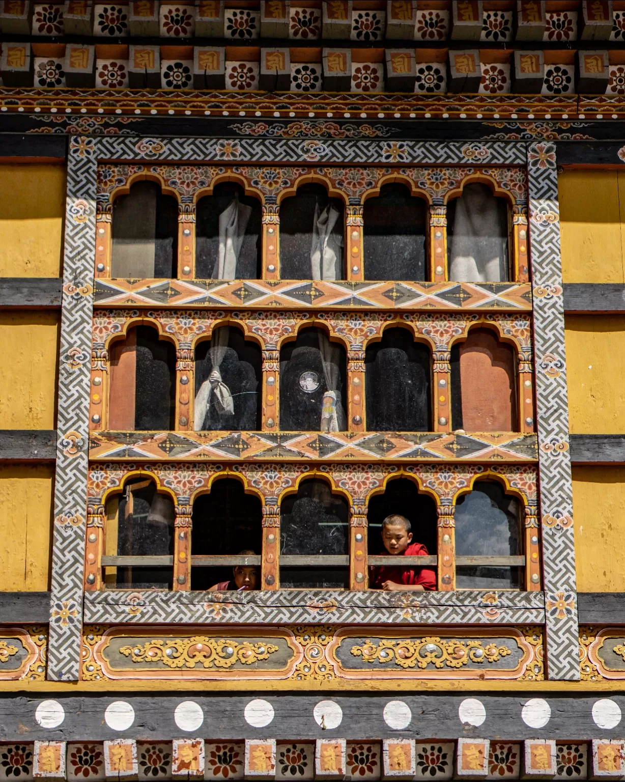 Photo of Rinpung Dzong By Raghav Rai Ralhan