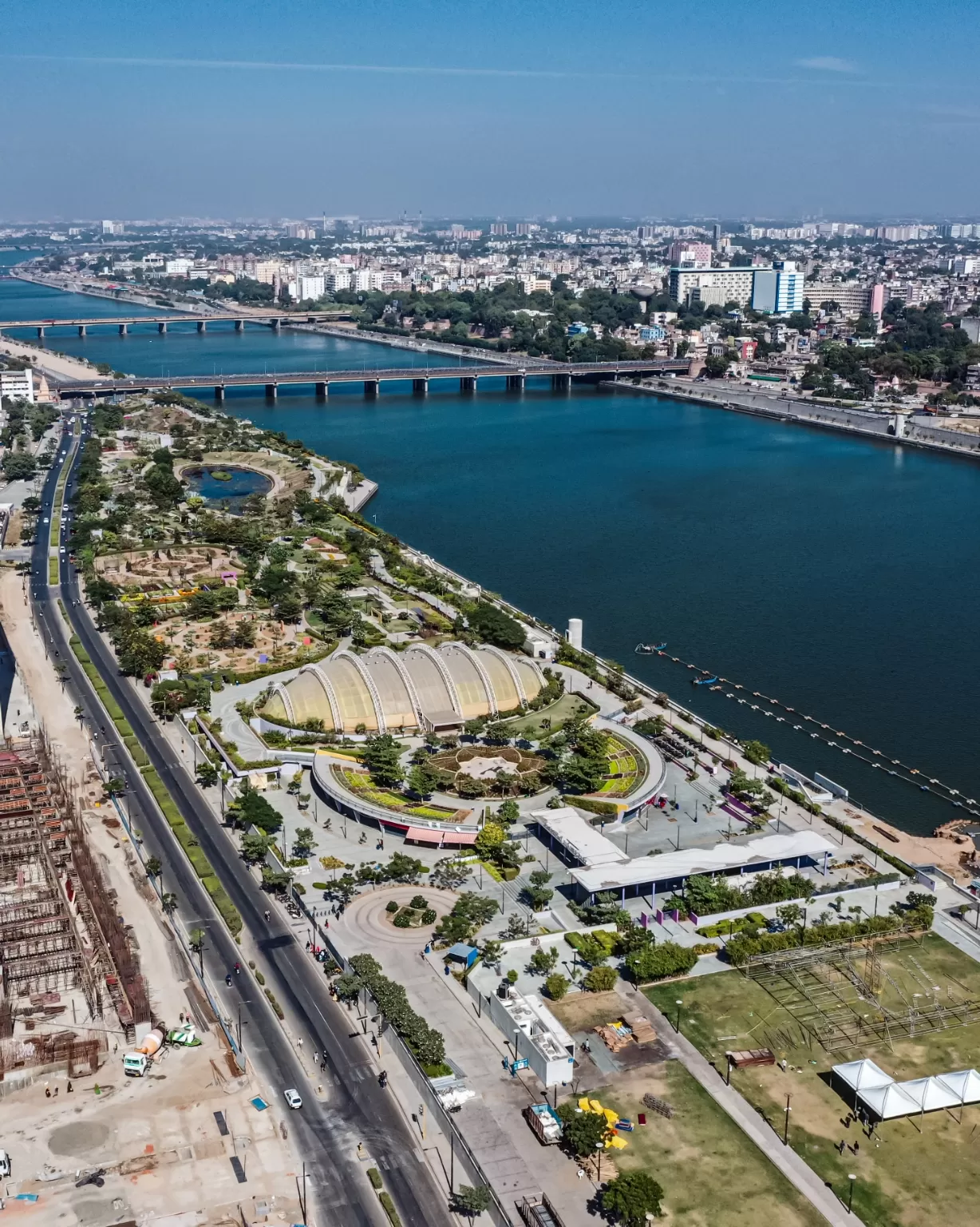 Photo of Flower Park Riverfront By mayank tiwari