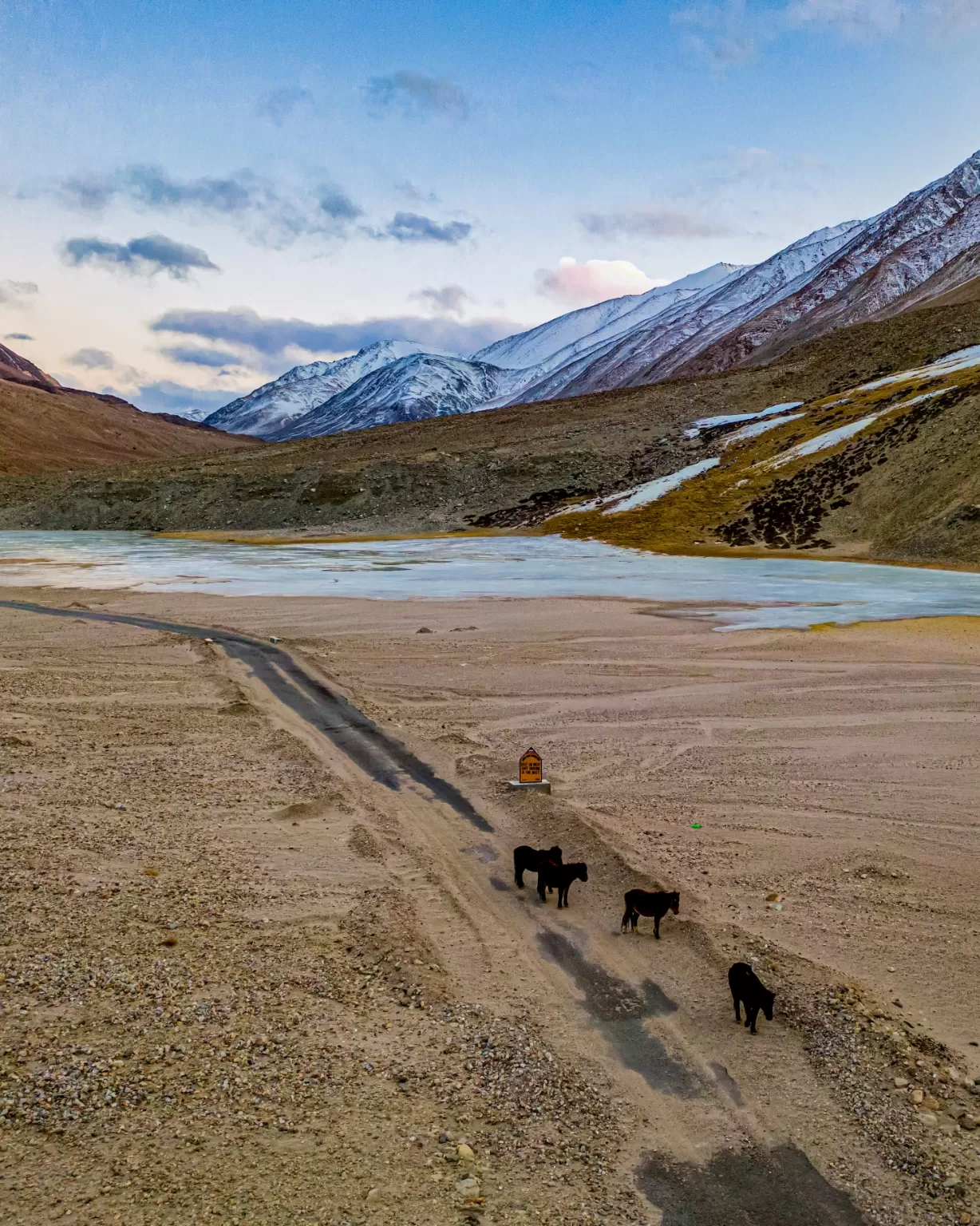 Photo of Leh By mayank tiwari