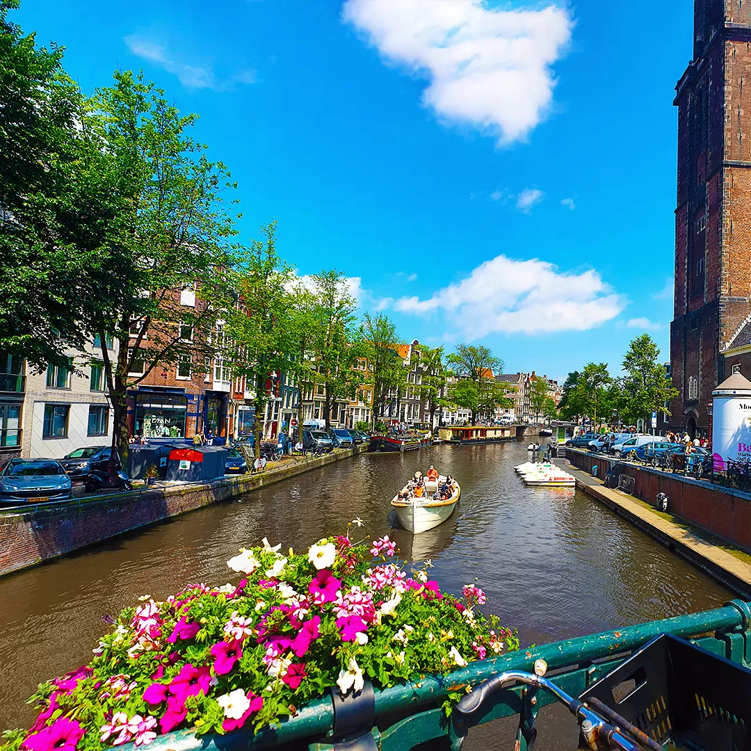 Photo of Amsterdam By Faizan Patel