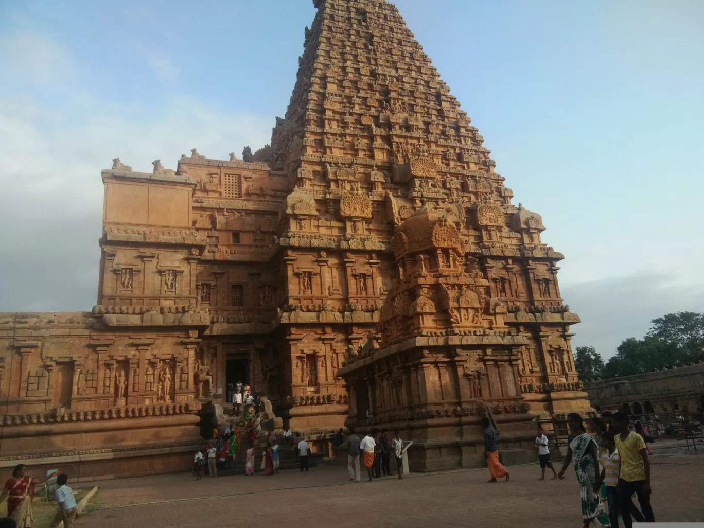 Photo of Stunning tanjore, enjoying trichy. By Krishnamurthy Govindasamy