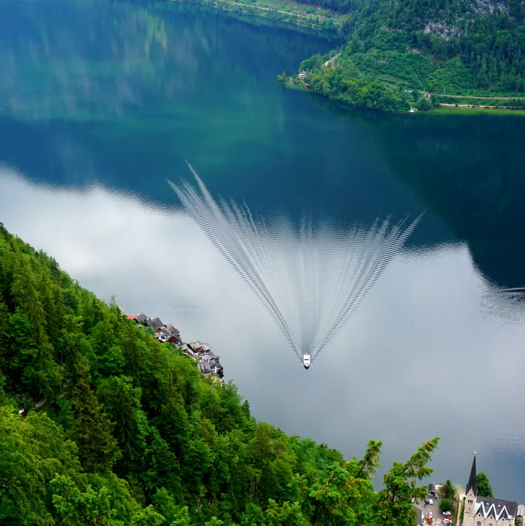 Photo of Hallstatt By coloursofwanderlust 