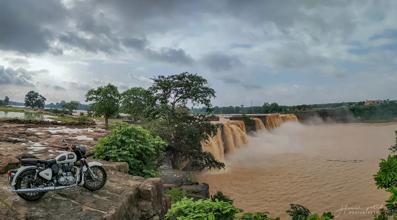 Photo of Chitrakote Waterfalls By Harsh Patel