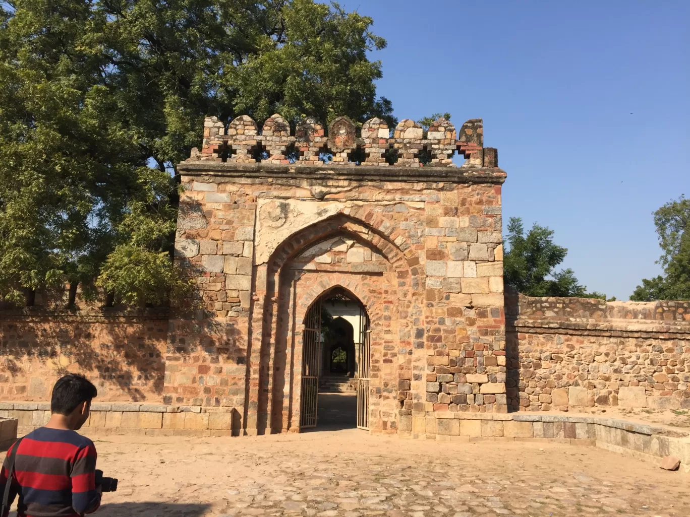 Photo of New Delhi By Faltuvlogger