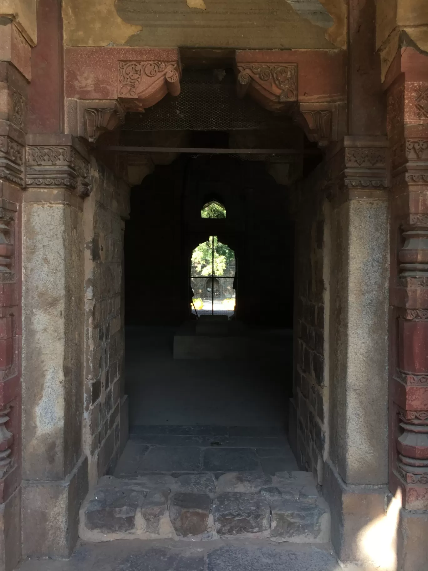Photo of New Delhi By Faltuvlogger