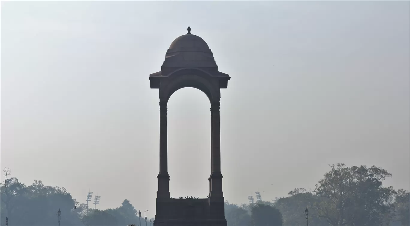Photo of New Delhi By Faltuvlogger