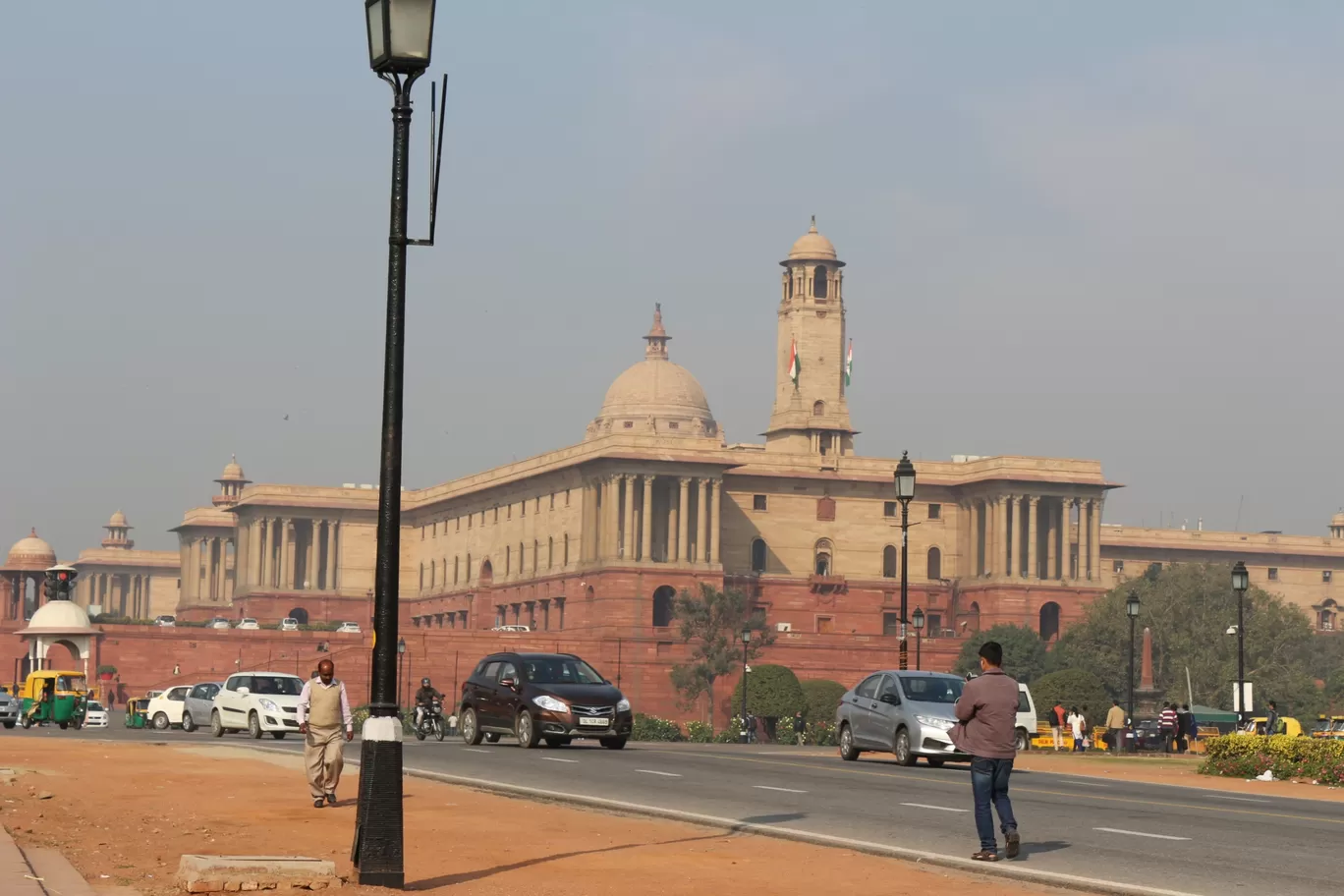 Photo of New Delhi By Faltuvlogger