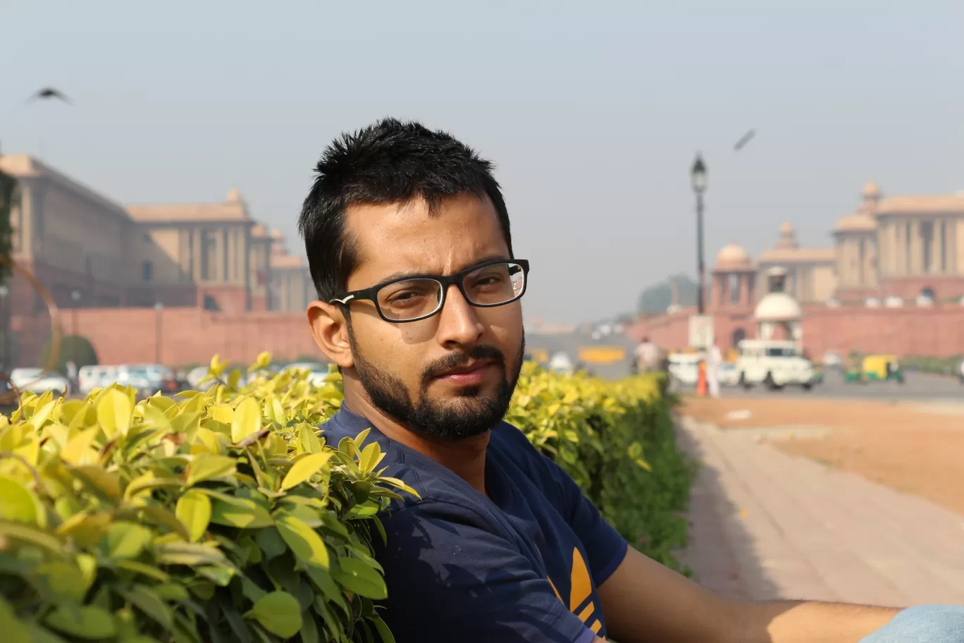 Photo of New Delhi By Faltuvlogger