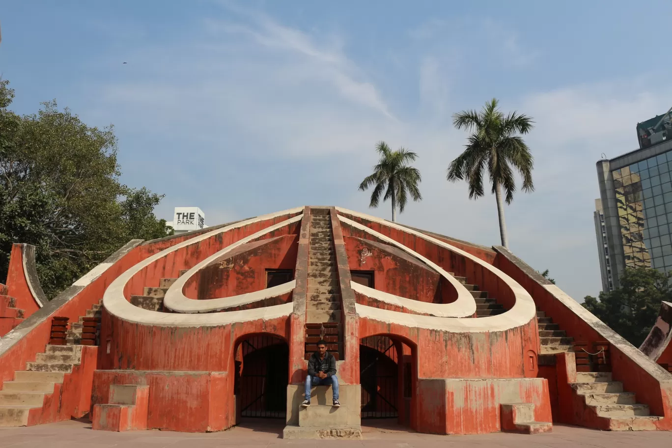 Photo of New Delhi By Faltuvlogger