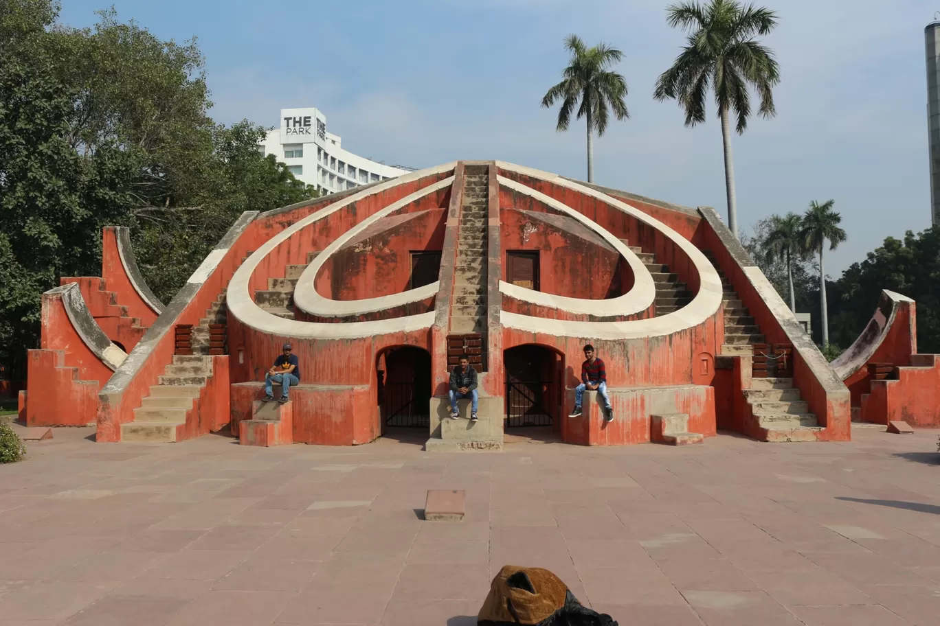 Photo of New Delhi By Faltuvlogger