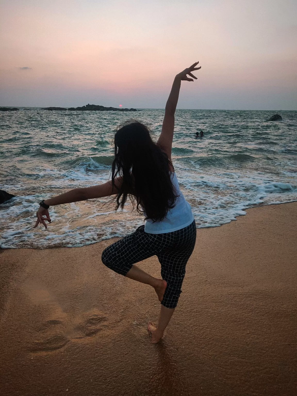 Photo of Gokarna Beach By Bhakti Patel