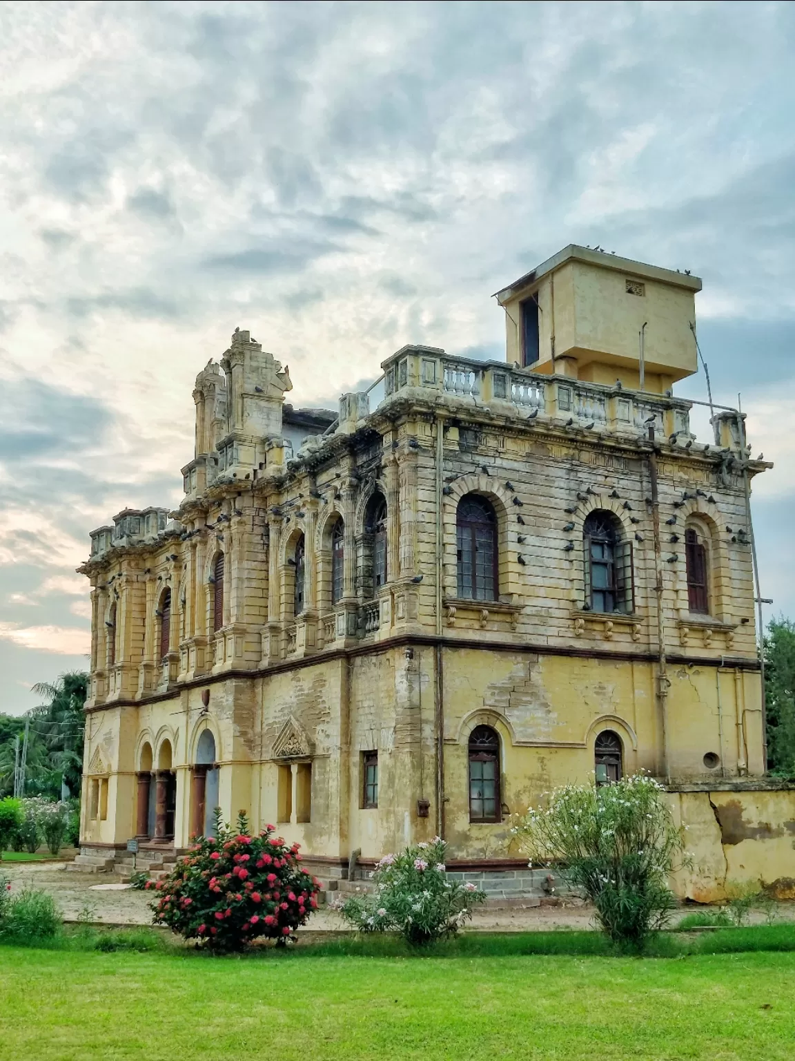 Photo of Sharad Baug Palace By Bhavya Jadeja