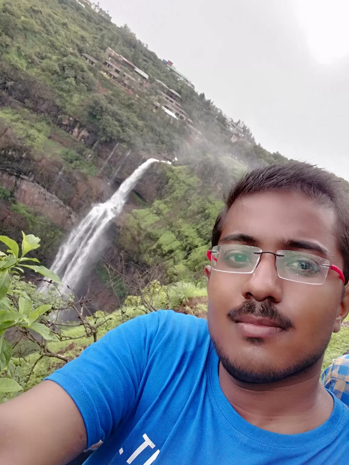 Photo of Lingmala Waterfall Point By Yash Gandhi