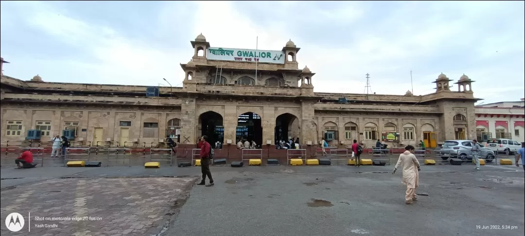 Photo of Gwalior Railway Station By Yash Gandhi