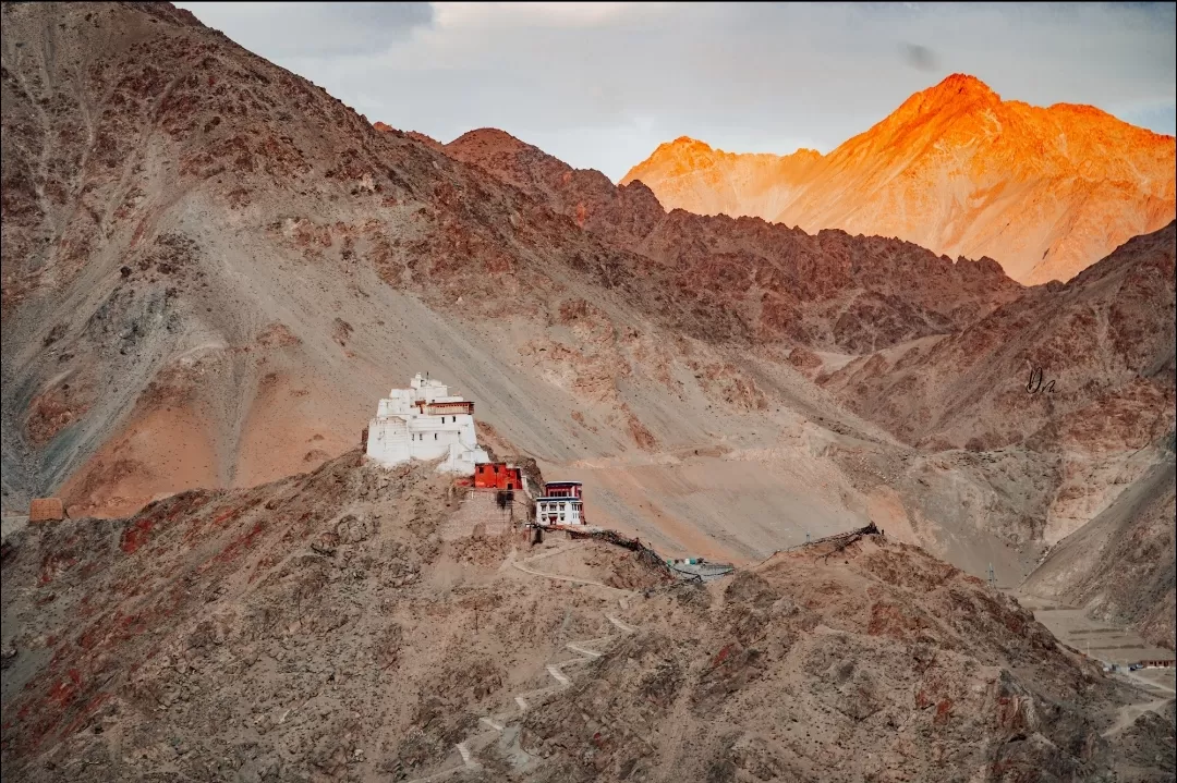 Photo of Leh Ladakh - लेह लदाख By Debanjan Mondal