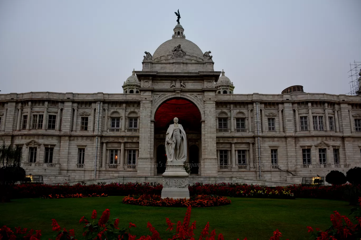 Photo of Victoria Memorial By Sujan Dey