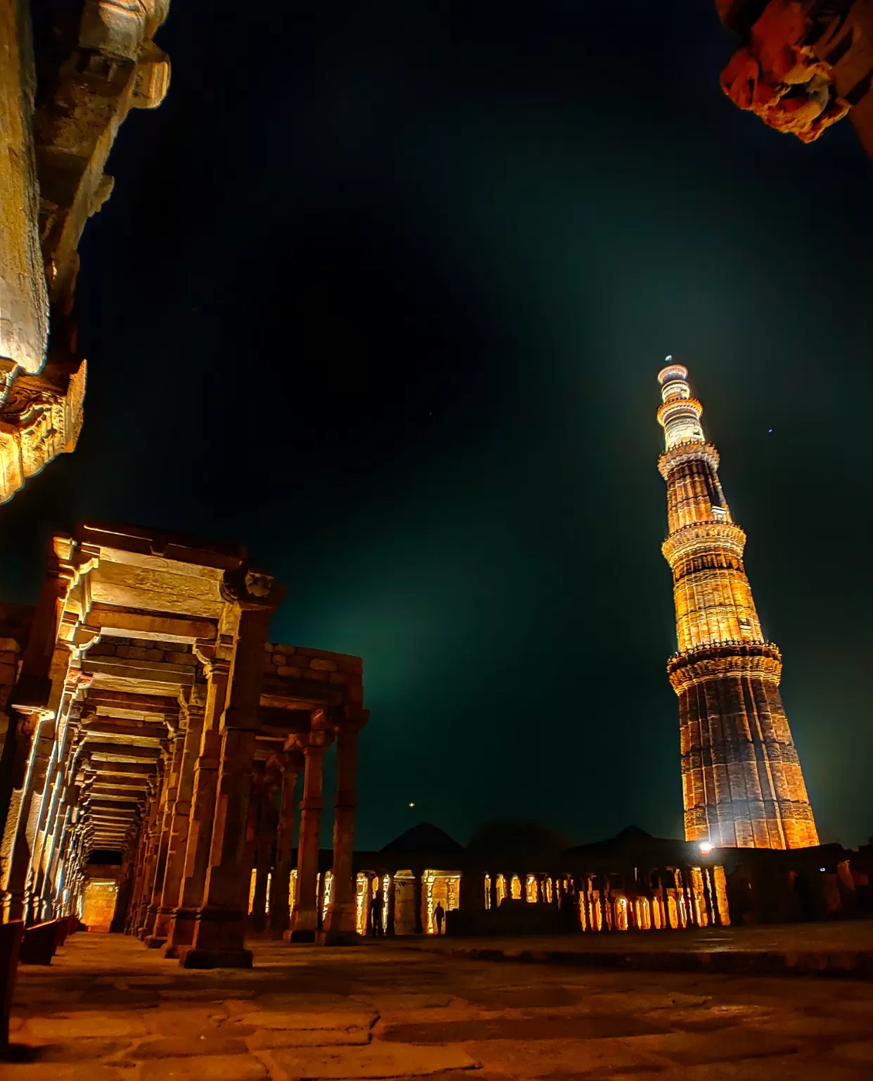 Photo of Qutub Minar By Sachin Ghai