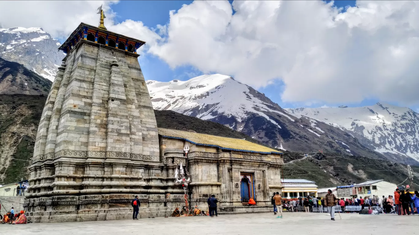 Photo of Kedarnath Temple By Abhishek Música Maníaco