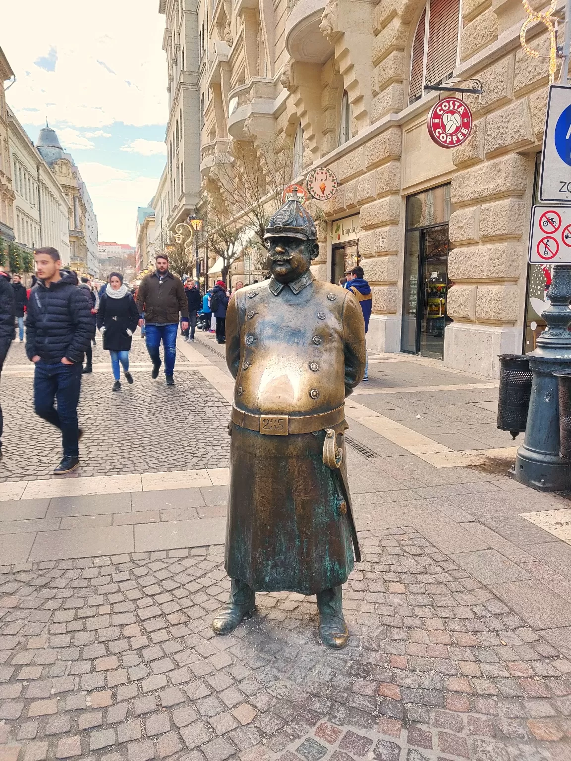 Photo of Budapest By Satya Naidu