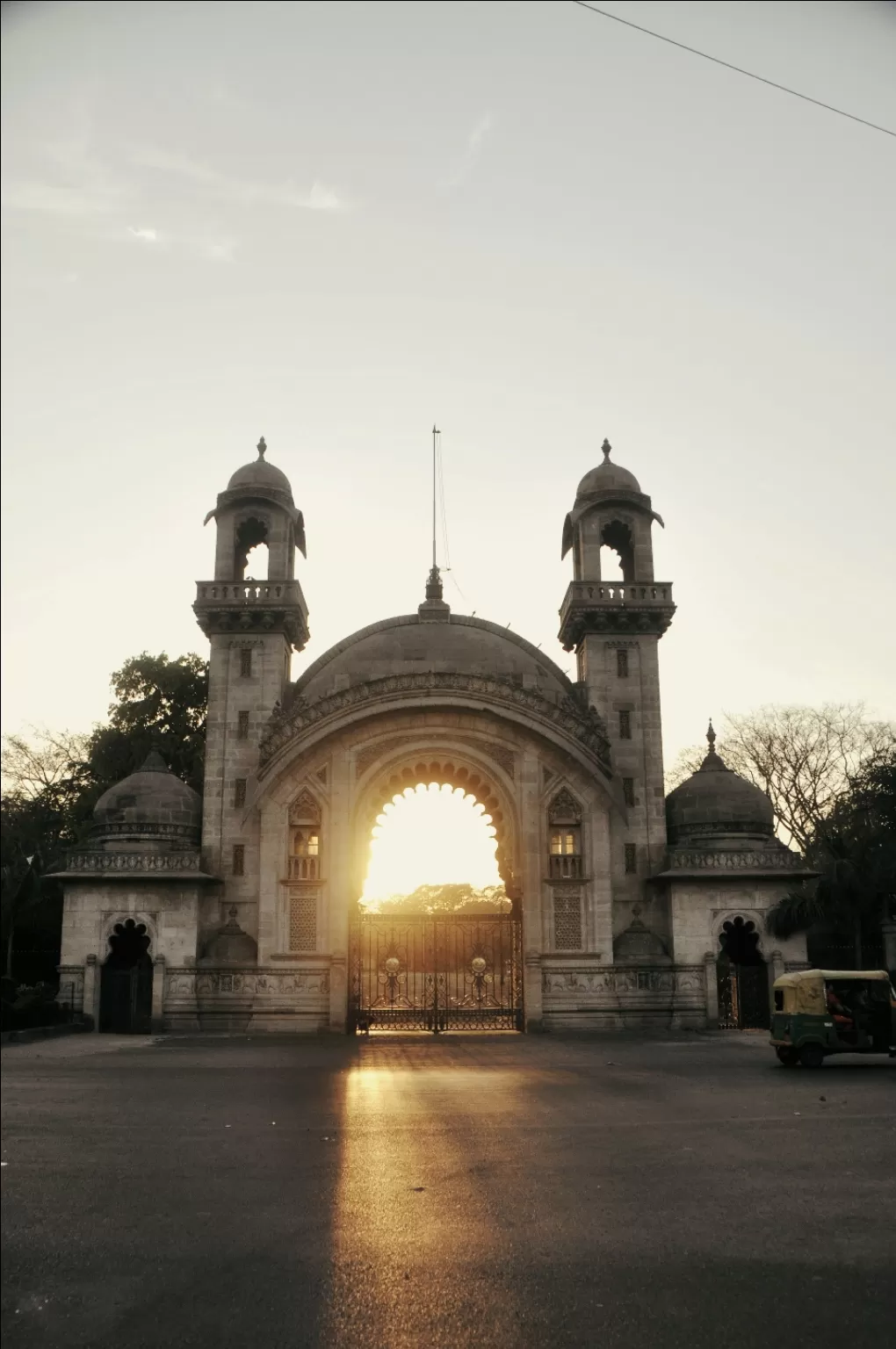 Photo of Lakshmi Vilas Palace By Kavya Kodiya