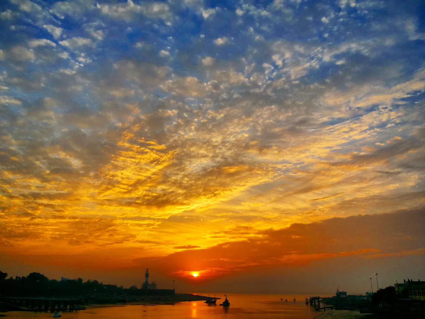 Photo of Moti Daman Fort By Chirag Givan