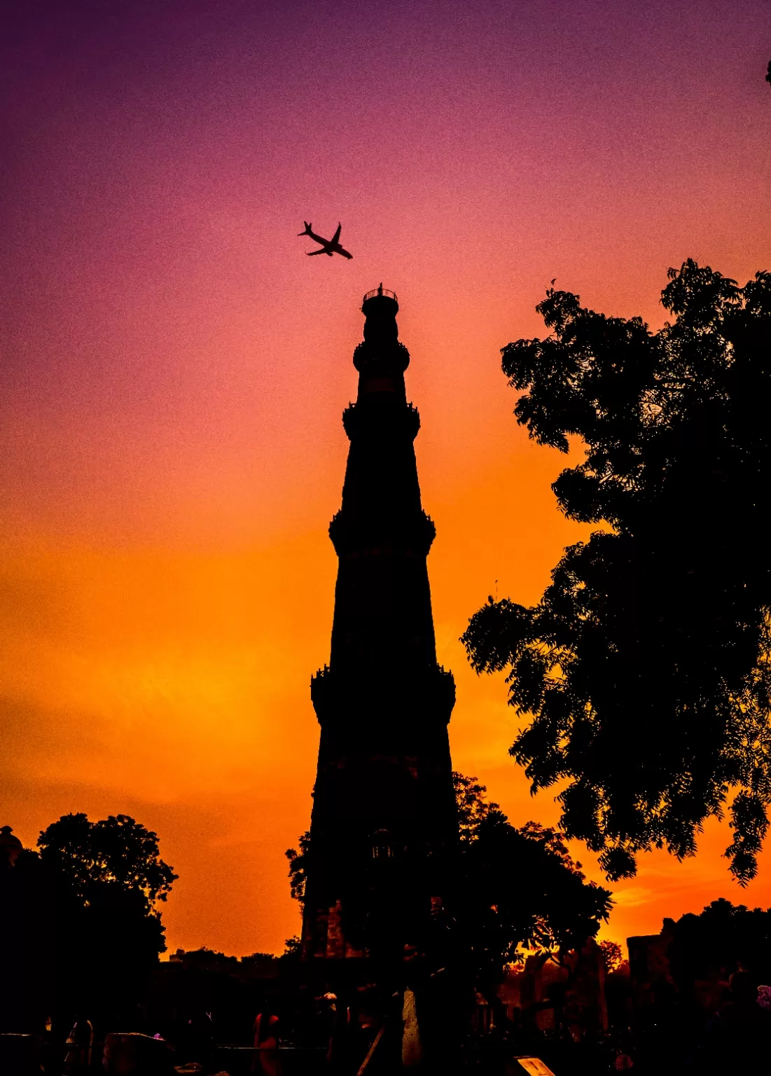 Photo of Qutub Minar By Sanchit Goyal