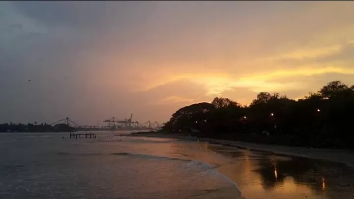 Photo of Fort Kochi Beach By Renuka Nair