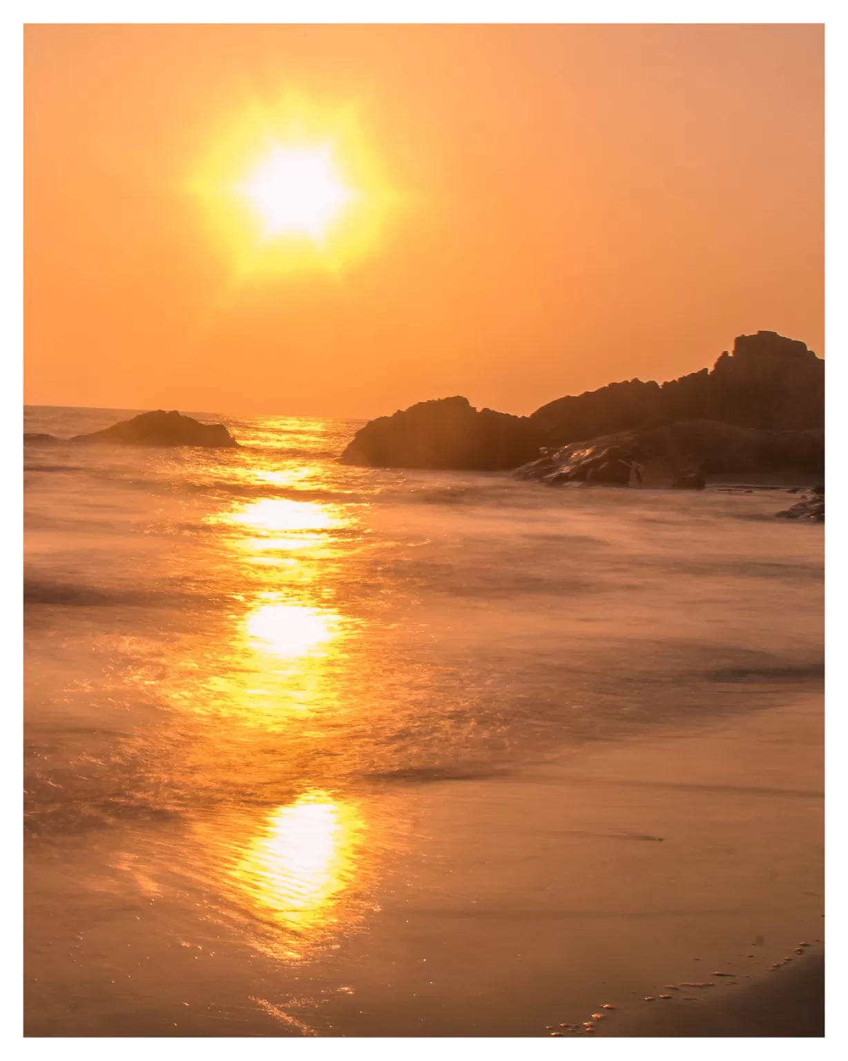 Photo of Vagator Beach By raghav kalra