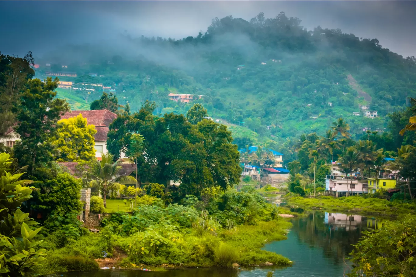Photo of Vandiperiyar By Rishab Tripathy