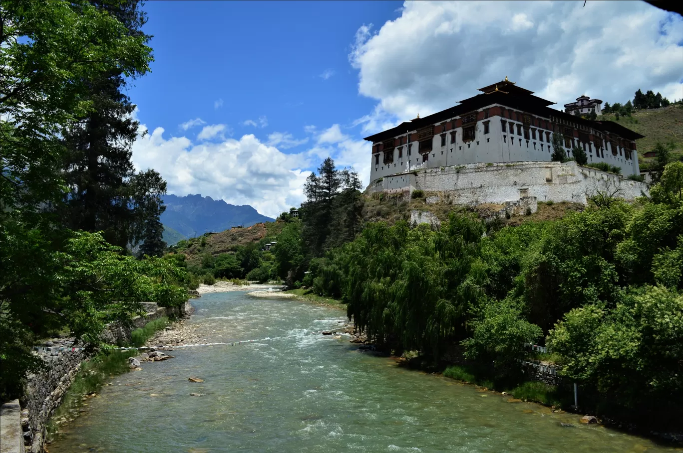 Photo of Bhutan By Pranav Mehendale