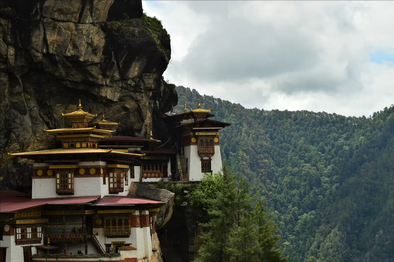 Photo of Bhutan By Pranav Mehendale