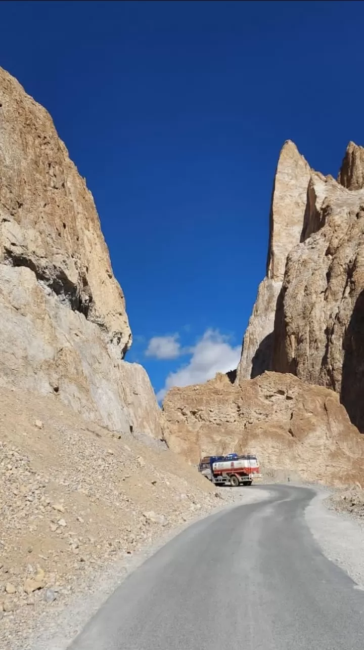 Photo of Nakeela Pass By India On Road