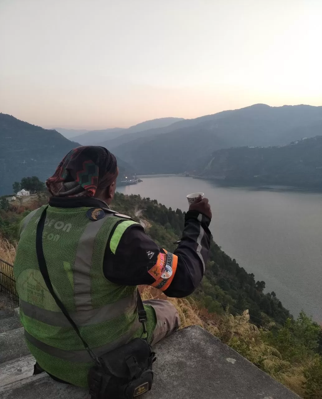Photo of Tehri Dam By India On Road