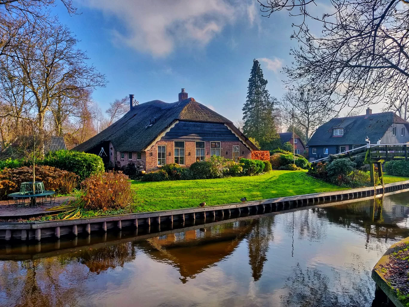 Photo of Giethoorn By Sneha Parhi