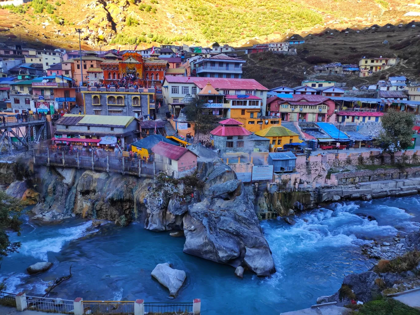 Photo of Badrinath Temple By Snaked