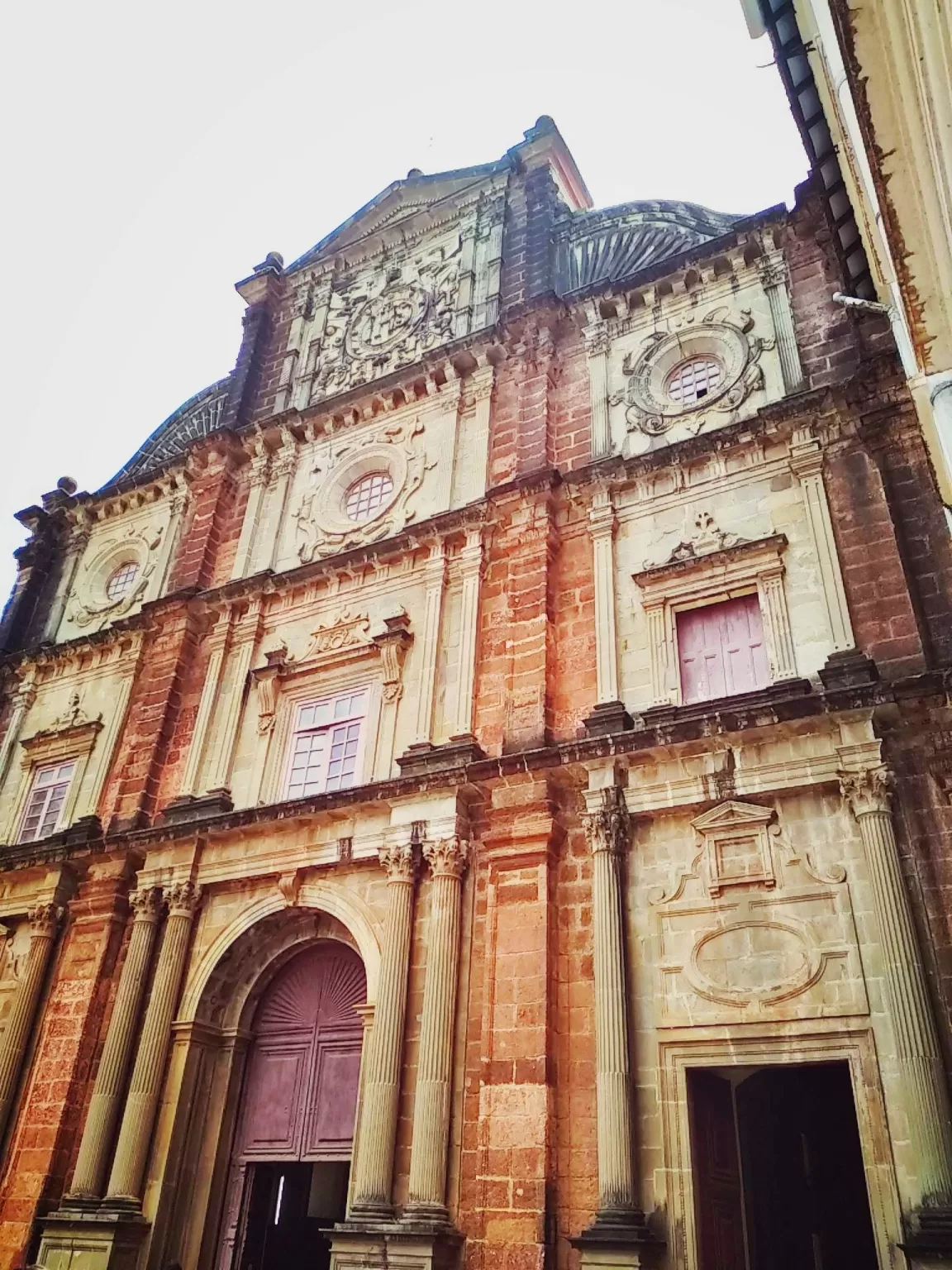 Photo of Basilica of Bom Jesus By Sagar Toppo