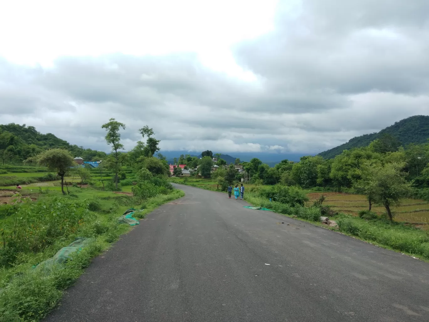 Photo of Basholi Bridge Road By Abhishek Thakur
