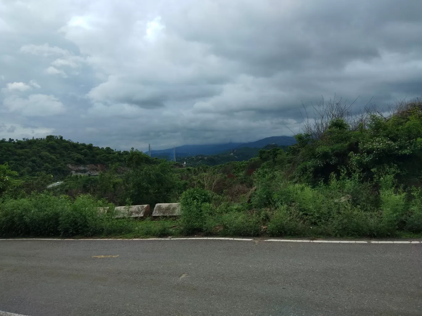 Photo of Basholi Bridge Road By Abhishek Thakur