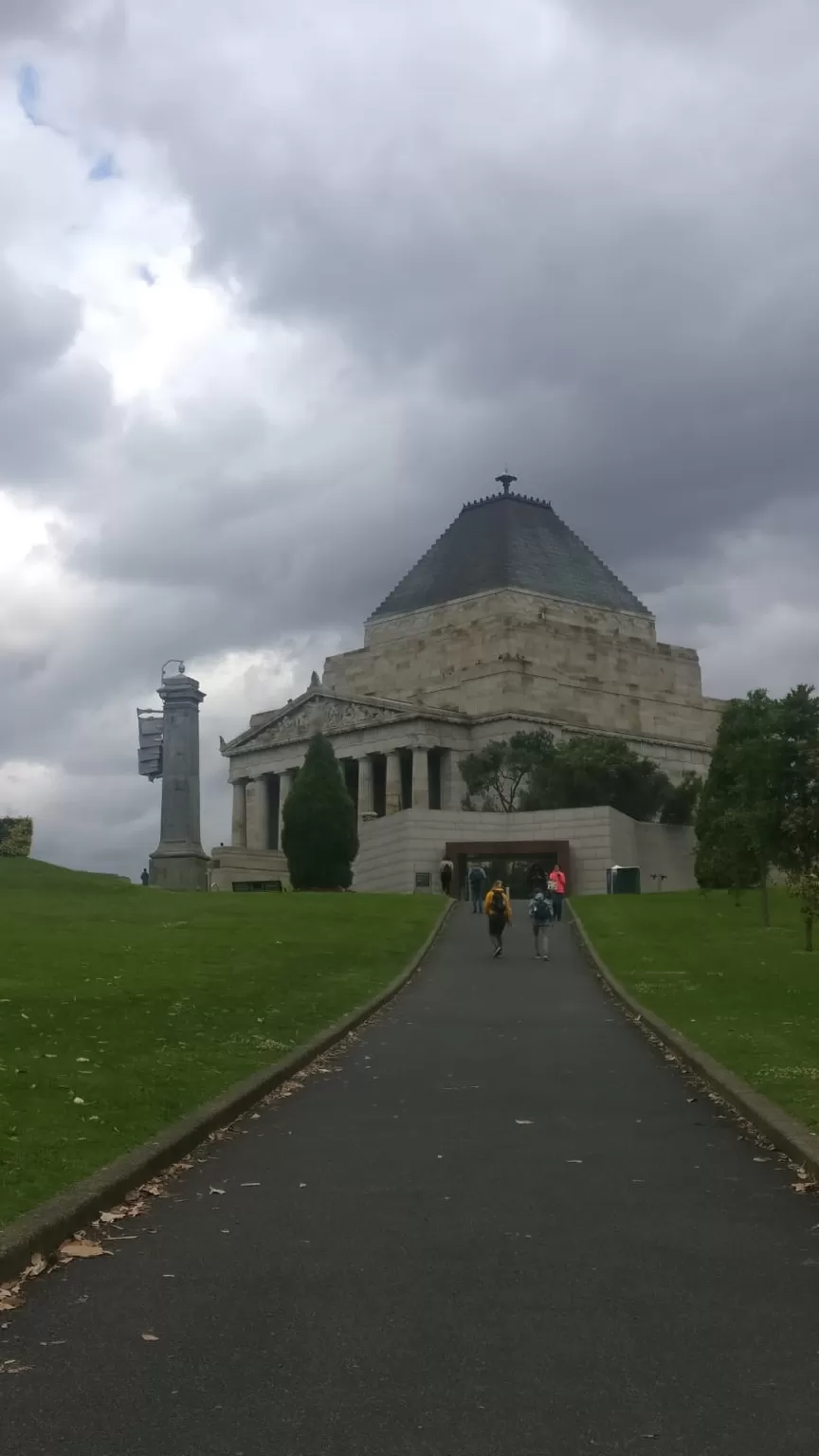 Photo of Shrine of Remembrance By Meenakshi Sharma