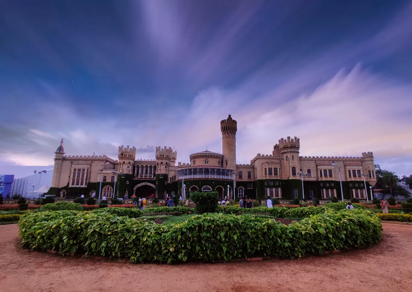 Photo of Bangalore Palace By Barnadip Banerjee