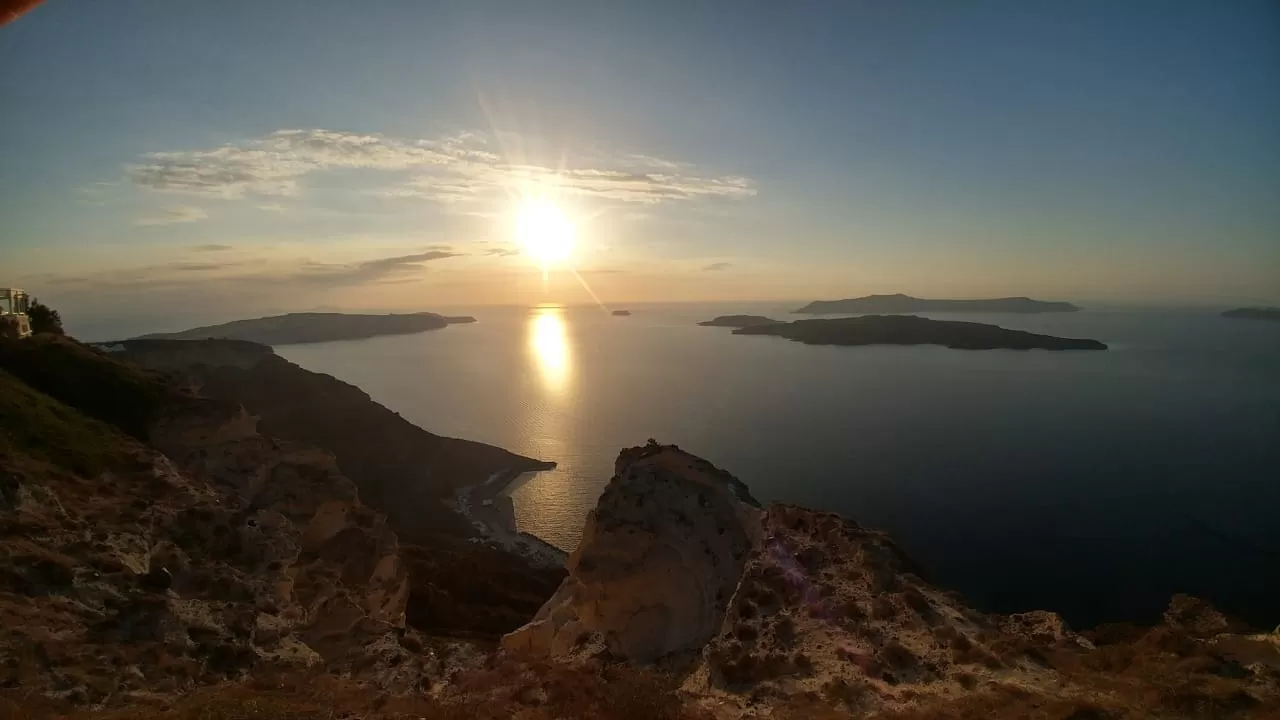 Photo of Santorini By Malika Bhavnani