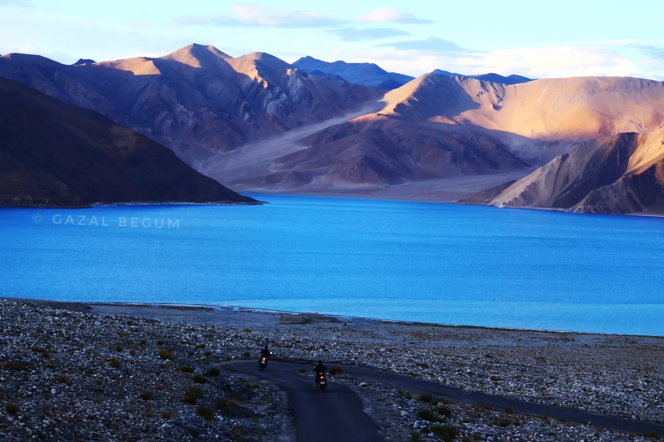 Photo of Pangong Lake By Travellers_Chronicle