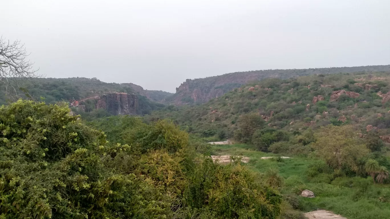 Photo of Ethipothala Waterfalls By Arun Abhimanyu